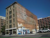 Jackie Chan фотография #33 (источник - https://vk.com/id6684483)